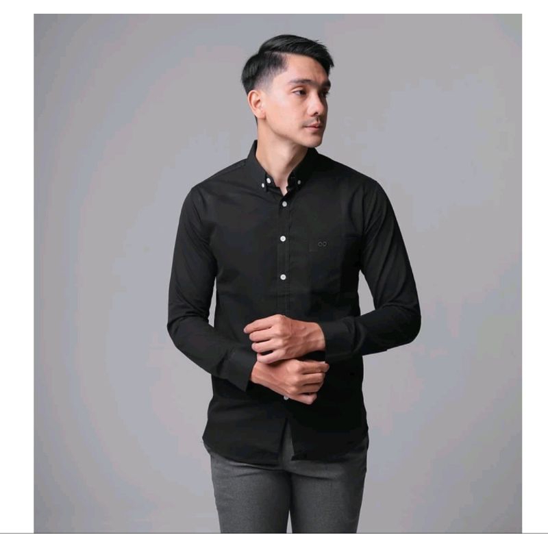 Kemeja Polos Pria Slimfit Panjang / Kemeja Pria Basic Polos Panjang Hitam / Kemeja Pria H&M Cassual 