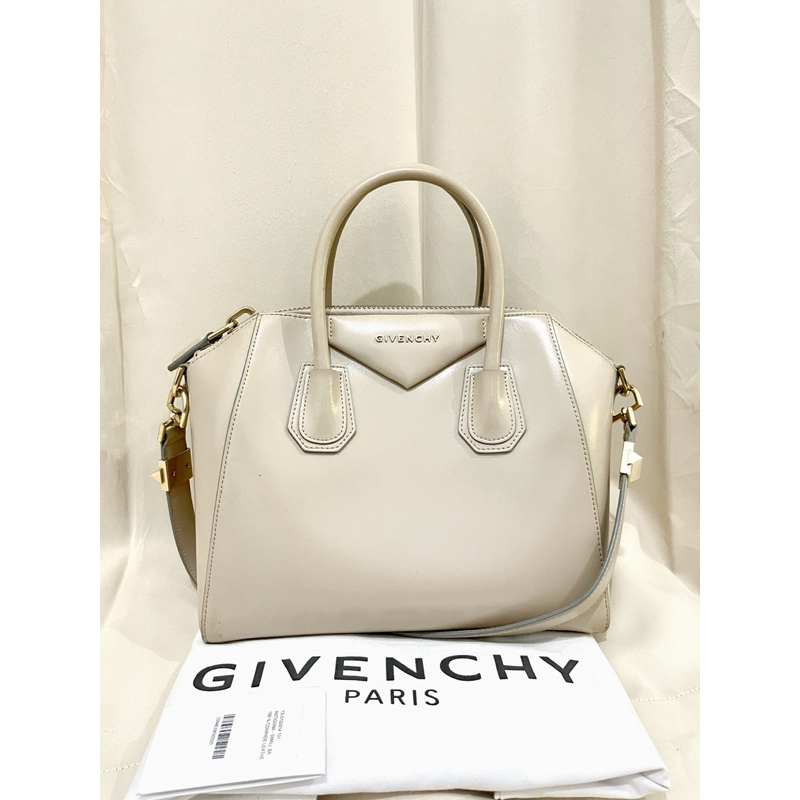 Givenchy antigona small beige