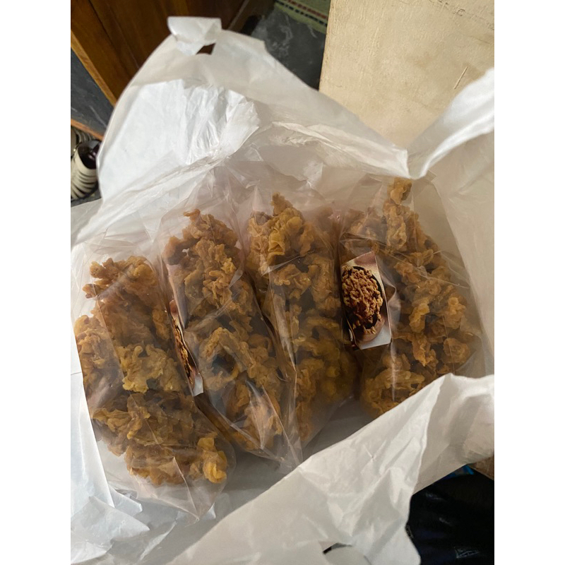 

remukan kripik usus / broken kripik usus 1kg