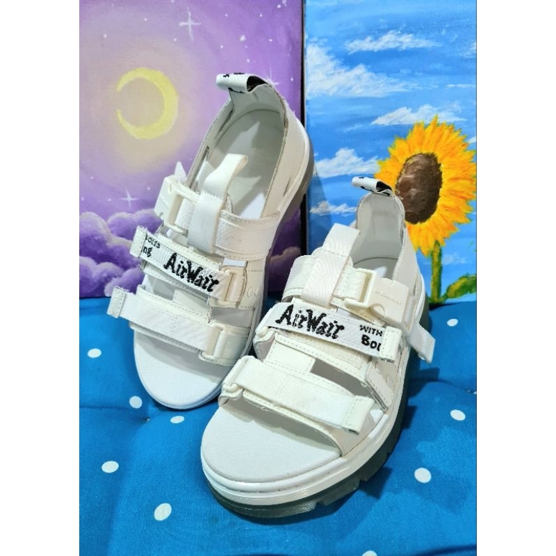New dr.martens  white sandals