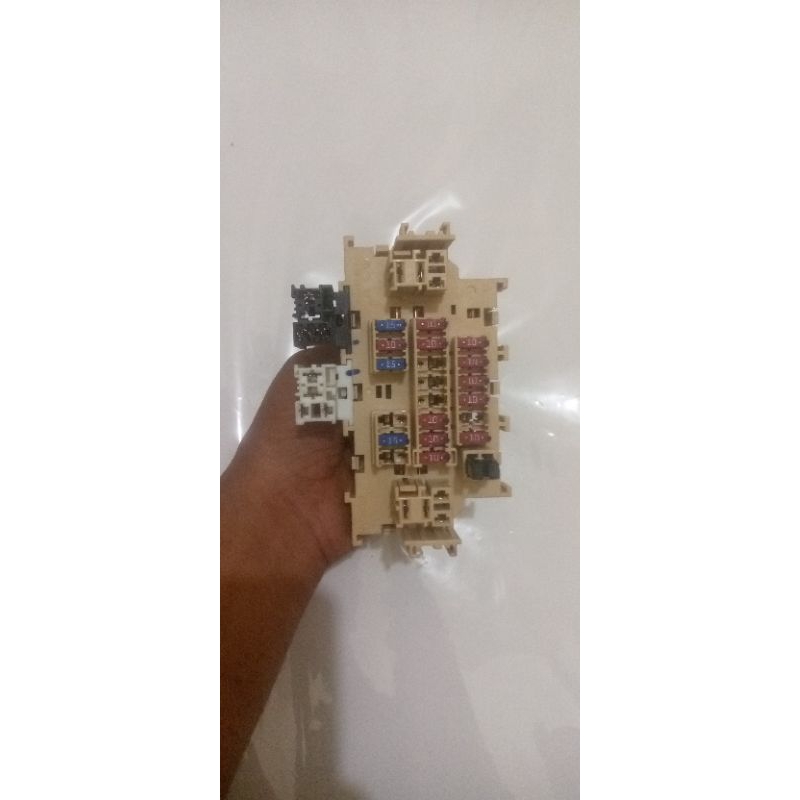 fuse box sekring cabin nissan grand Livina,ori