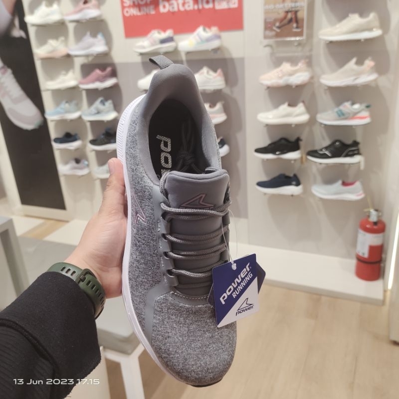 Bata power sepatu sneakers slip on wanita/Sepatu olahraga wanita