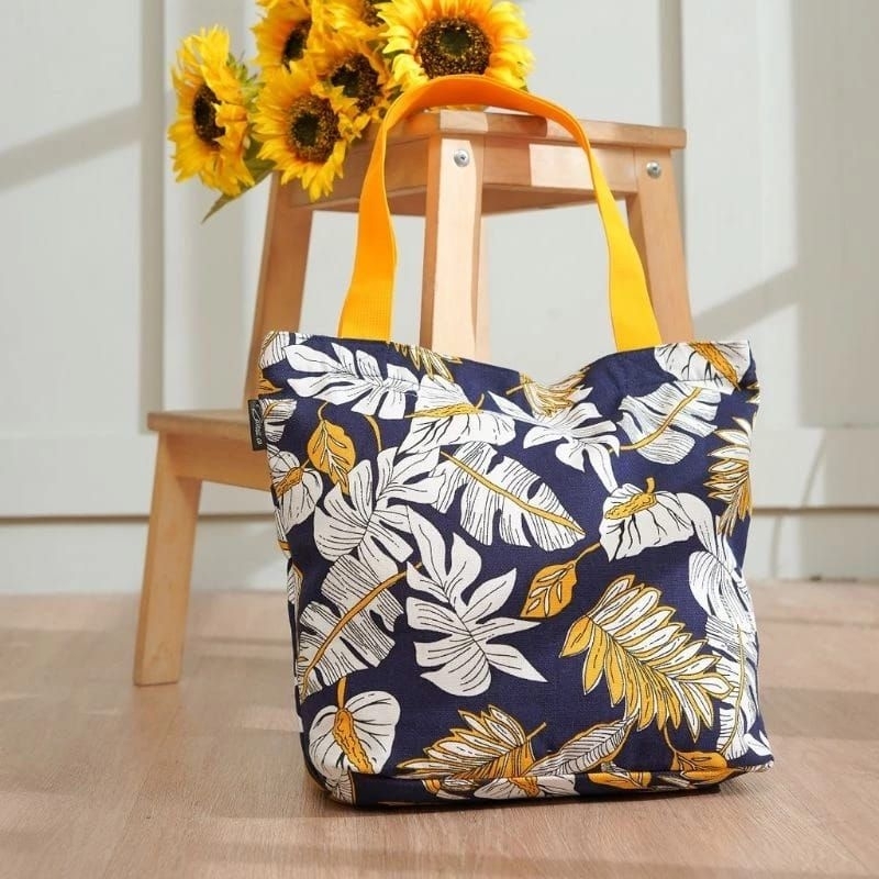 Tote bag jumbo. tas jinjing jumbo. tas kanvas motif.