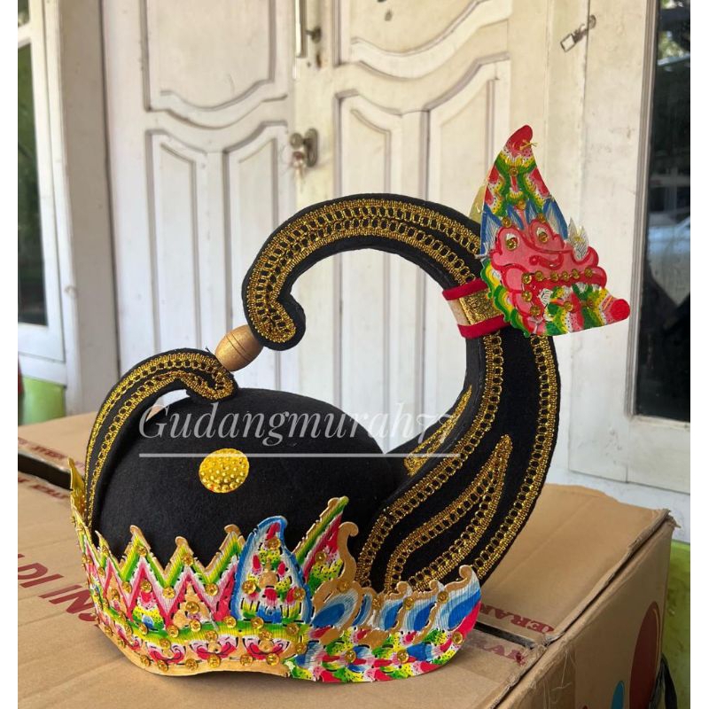 MAHKOTA IRAHIRAHAN GATOTKACA WAYANG ORANG KULUK GATOTKACA IRAH IRAHAN GATOTKACA KULUK GATOTKOCO