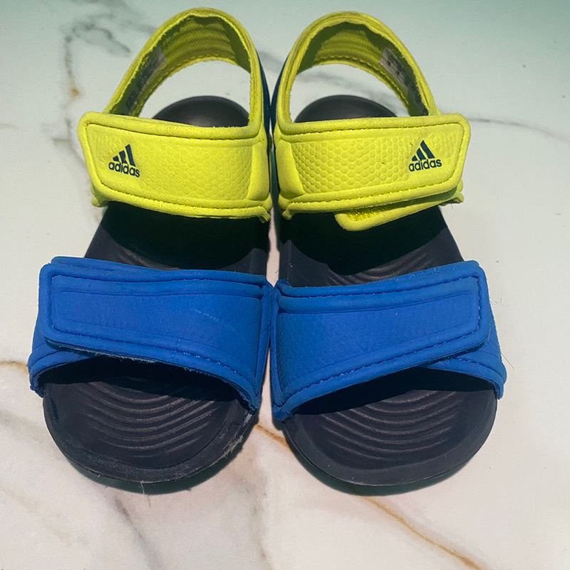 Preloved Adidas Altaswim