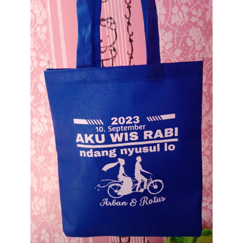 

TAS WEDDING / TAS SOUVENIR ACARA