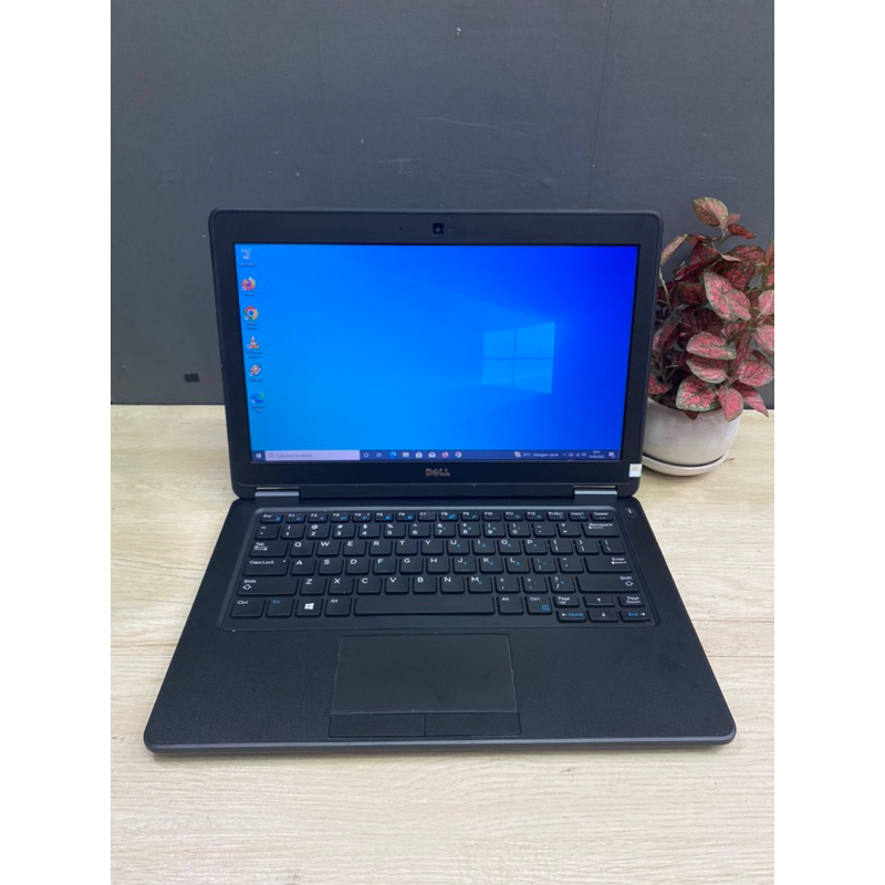 LAPTOP DELL LATITUDE  E7270 7250 i7  RAM 16 GB SSD 2 TB PROMO MURAH BAGUS BERGARANSI