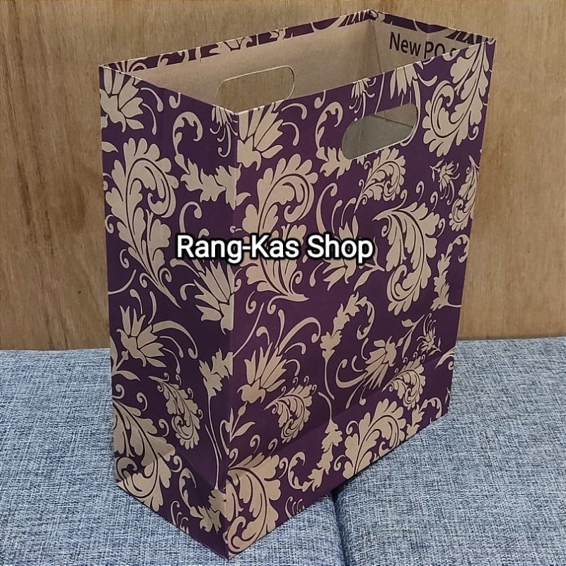 

Paperbag Batik Folio Oval Ungu samson doff eceran