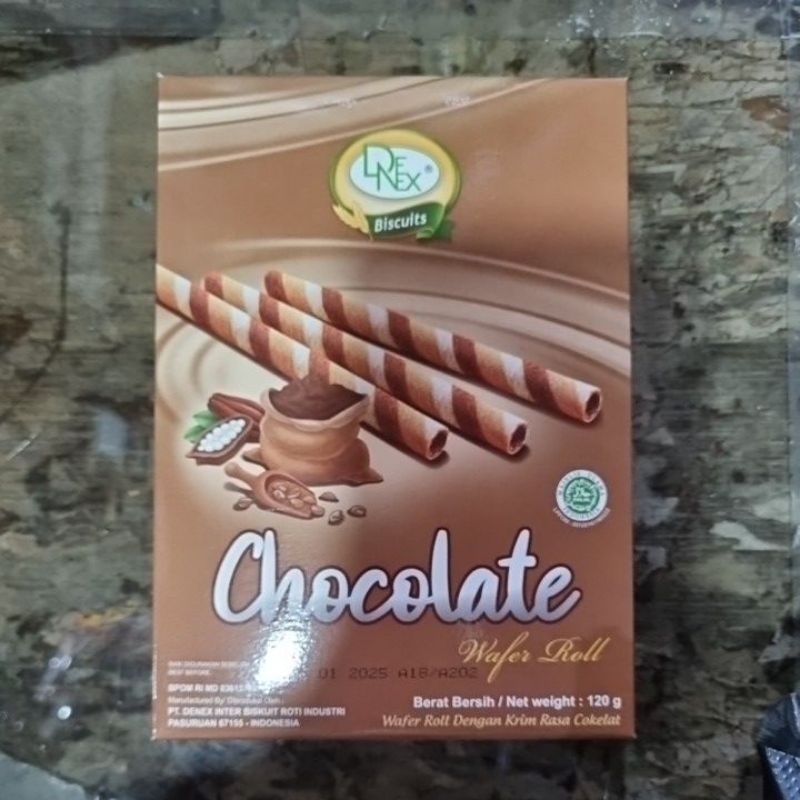 denex chocolate wafer roll