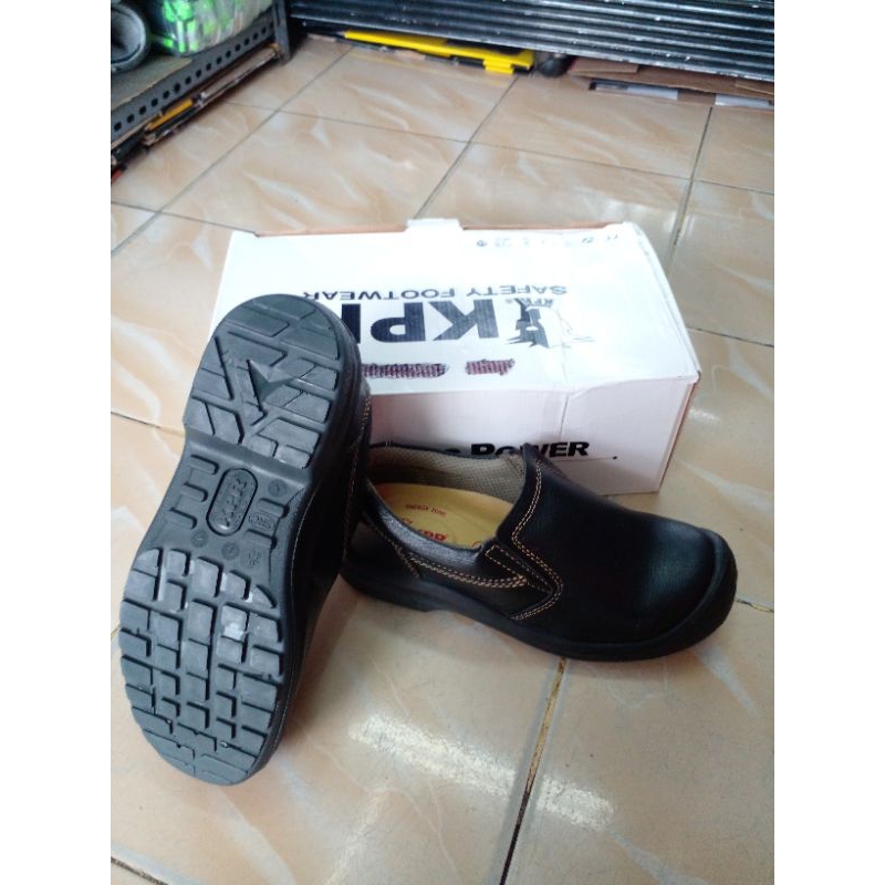 safety shoes king power L-807 black 100%original SNI