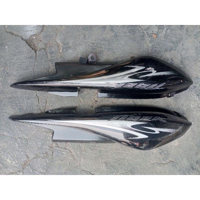 Cover Body Belakang Honda Tiger Revo Ori
