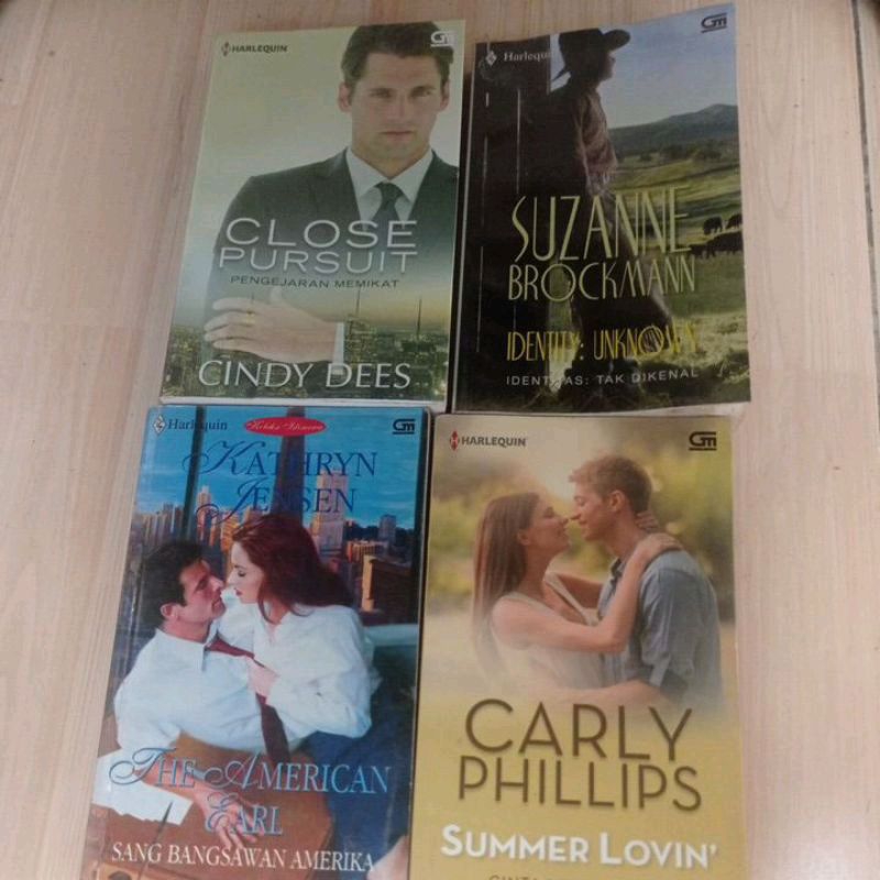 Novel bekas Harlequin Gramedia