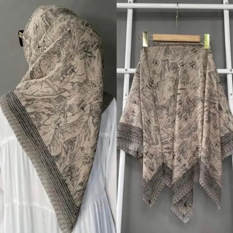 SEGI EMPAT VOAL MOTIF Gunung Hijab Segiempat Voal Motif Pemandangan Pegunungan Adem Lembut