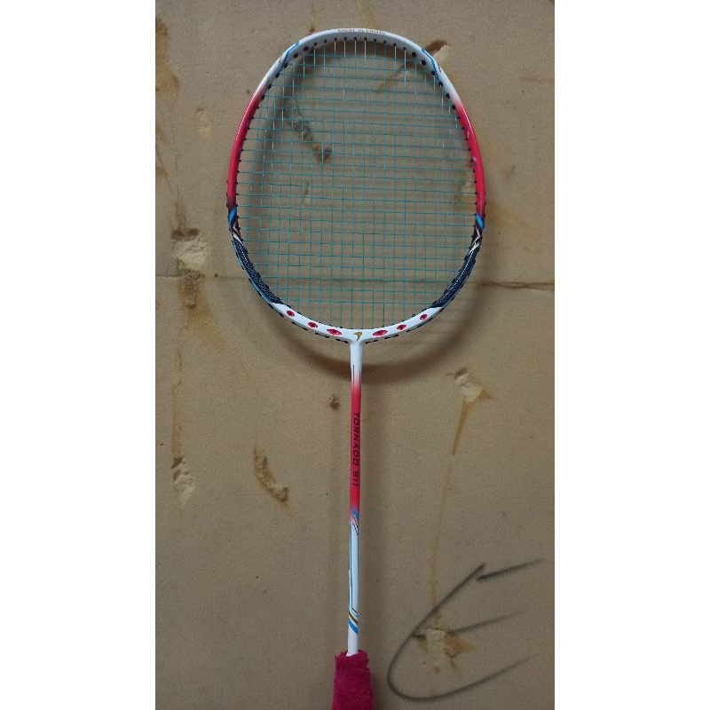 raket flypower tornado 911