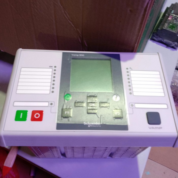 VAMP 300 Schneider electric Protection Relay V300F-CGGAA-SACCA-B2 Diskon