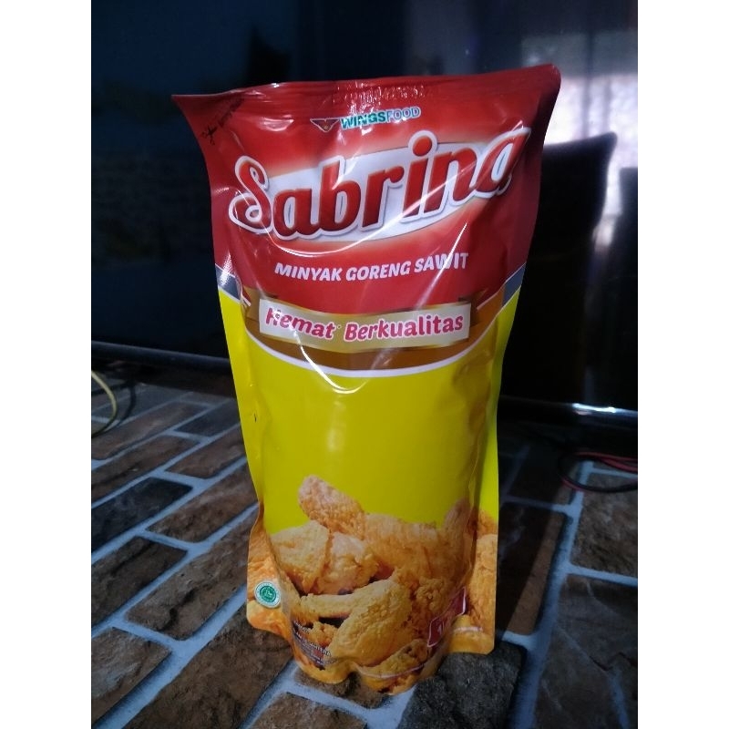 

minyak goreng sabrina 1 liter