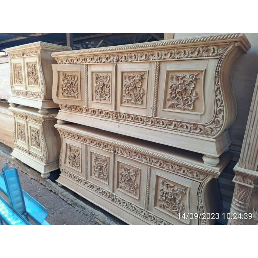 Bufet Hias Biola 4 Pintu Kayu Jati Unfinish 200cm
