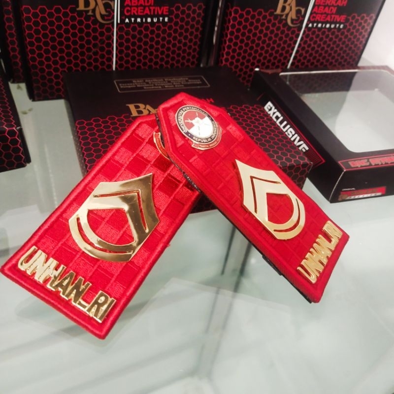 Chevron Unhan /Pangkat PDU UNHAN CHEVRON 3-3 Kain merah Pangkat PDU UNHAN CHEVRON 2-2 Kain merah Mew