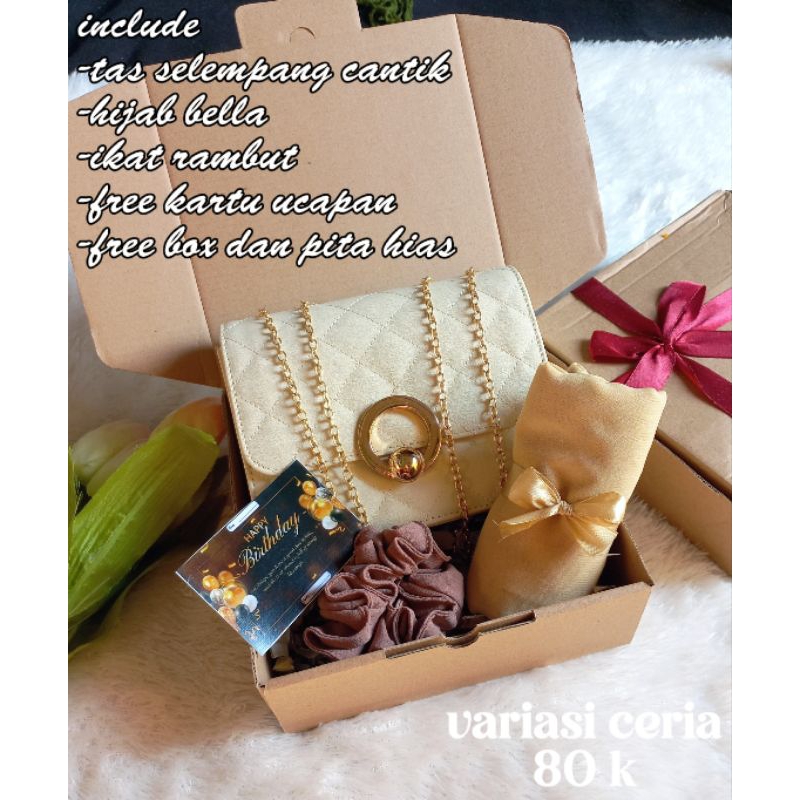 

GIFT BOX CEWEK/HADIAH CEWEK ULANG TAHUN/HAMPERS CEWEK ULANG TAHUN/ANNIVERSARY/WEDDING/WISUDAH