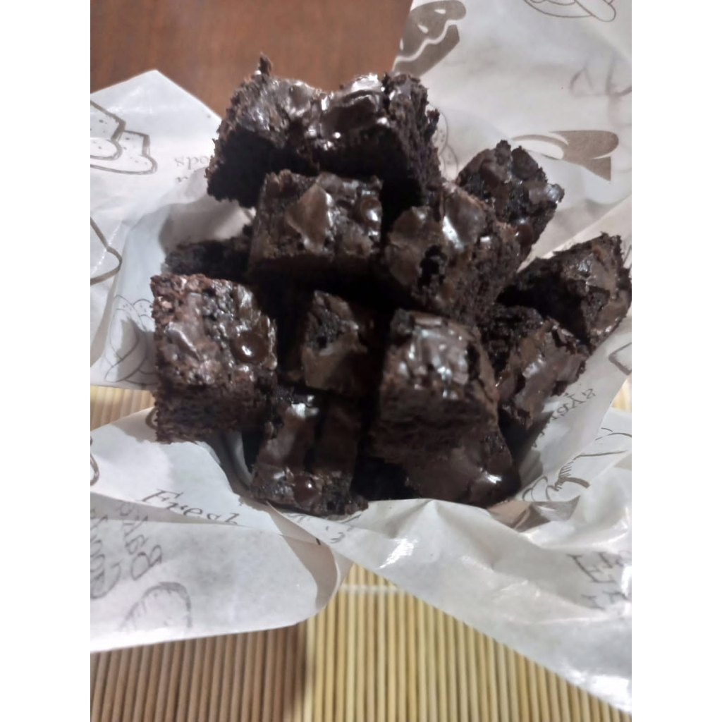 

Bian Fudgy Brownies Bites Premium Dark Coklat With Sauce Cocol Hampers Kesayangan