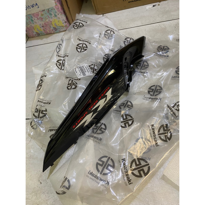 Kiri Body belakang Ninja rr new hitam 2014 2015 2015 stiker