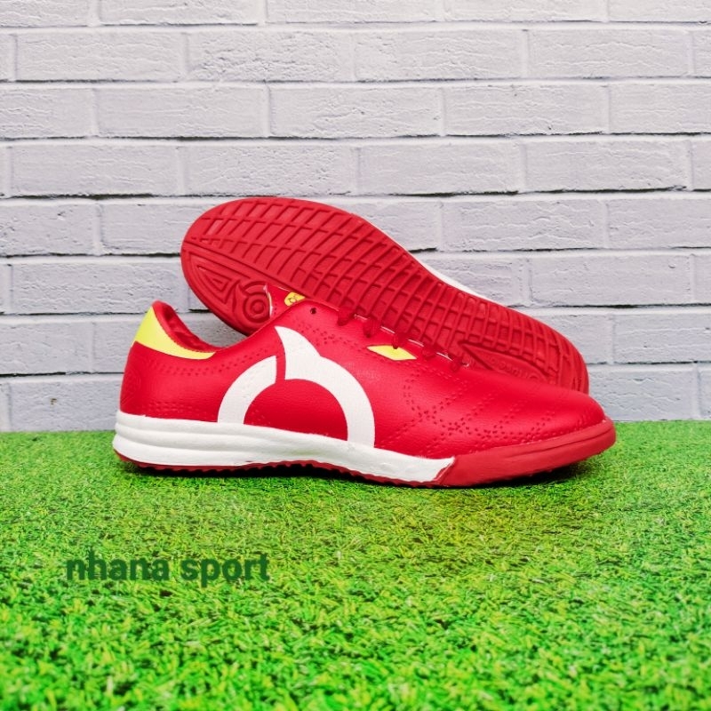 Sepatu Futsal Ortuseight catalyst vision in red