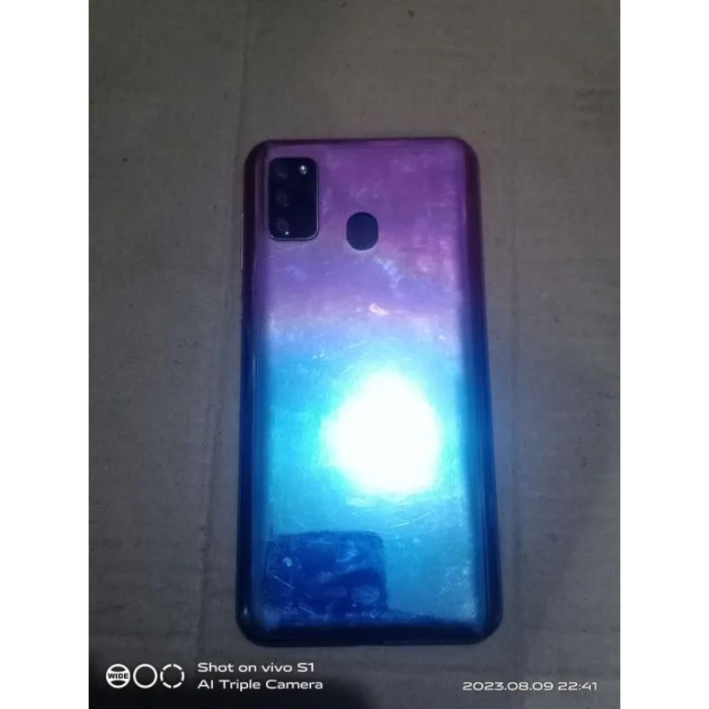 mesin HP huangmi f8 maron mesin normal udah tested