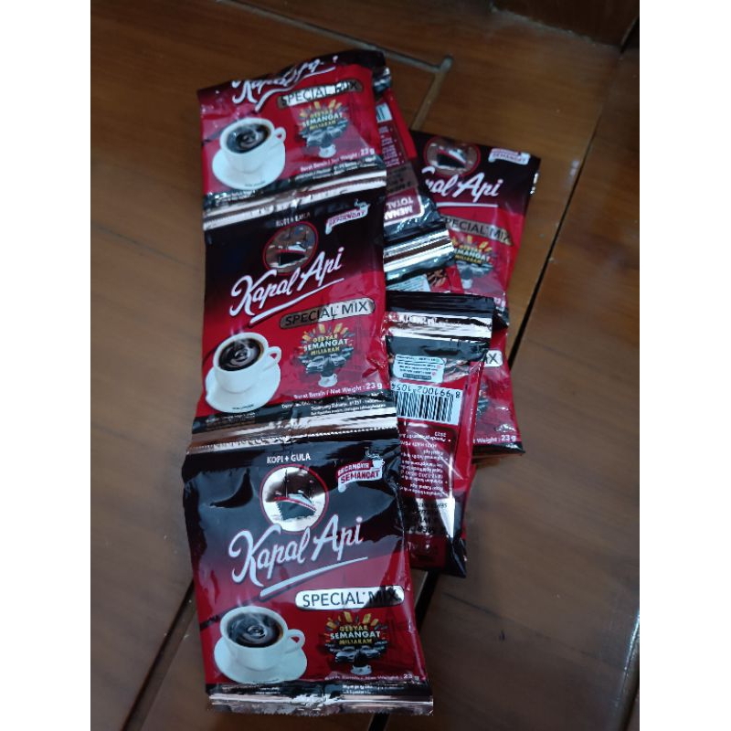 

Kopi Kapal Api Special Mix 10 renceng