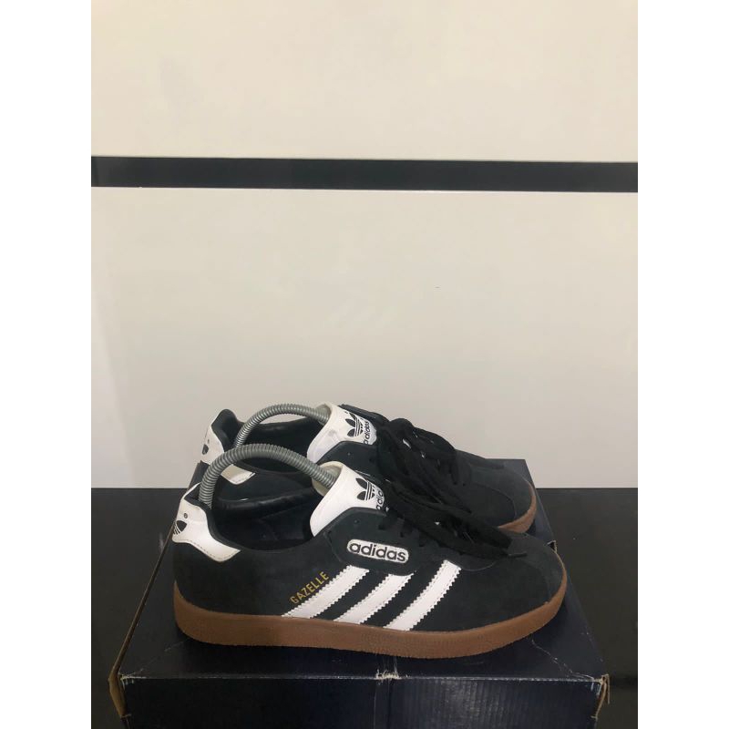 SEPATU SECOND ADIDAS GAZELLE