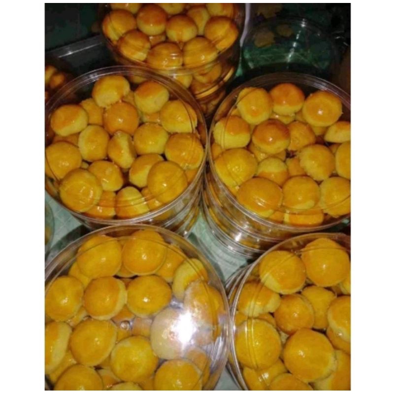 

KUE KERING NASTAR NANAS LEMBUT 500 gram
