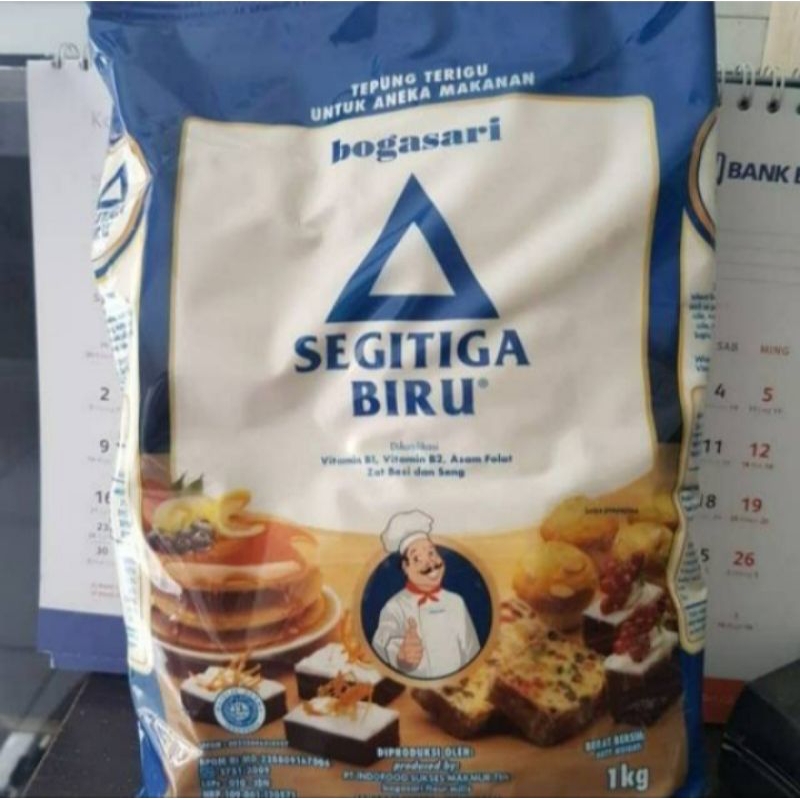 

Tepung Terigu Segitiga Premium 1kg