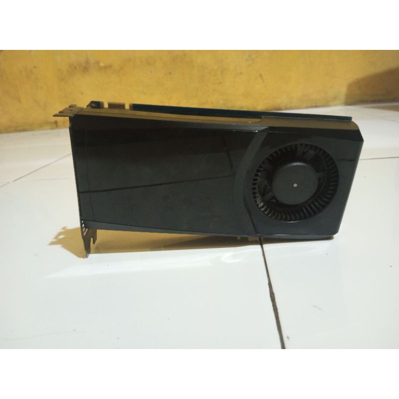 Nvidia GTX 460 1Gb 256Bit