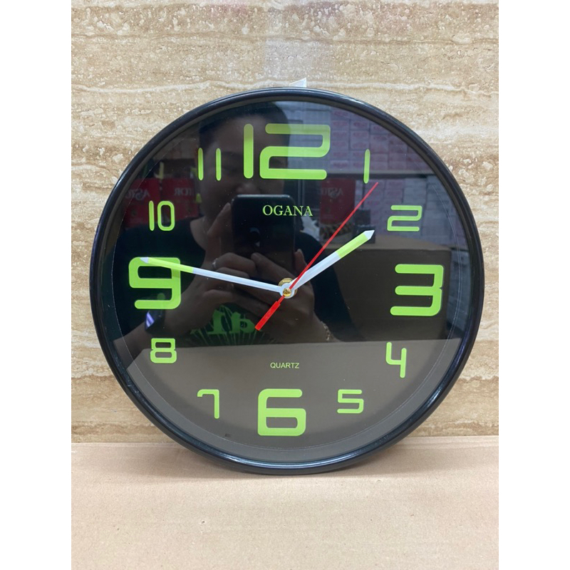 jam dinding ogana 900 glow in dark (bs nyala di gelap) dm 26 cm