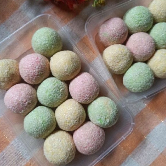 

ONDE ONDE FROZEN ISI 12pcs varian coklat keju KC ijo
