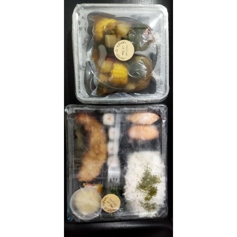 

PAKET 5 SALMON+SUSHI+SOUP+ FREE 5 MINUMAN