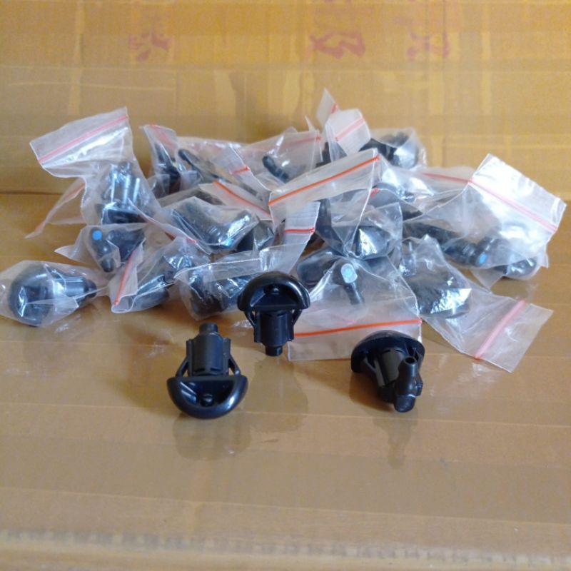 nozzle semprotan air wiper belakang avanza xenia agya ayla original