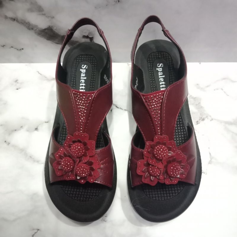 Sandal Tali Import wanita merek Spaletti