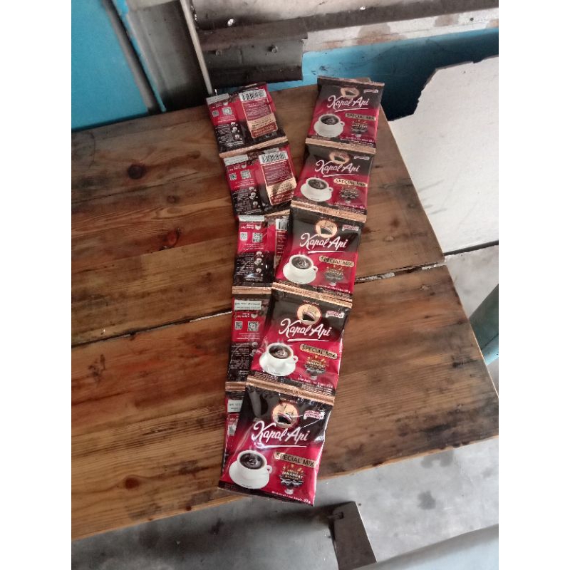 

Kopi Sachet Kapal Api 1 Renceng isi 10pcs