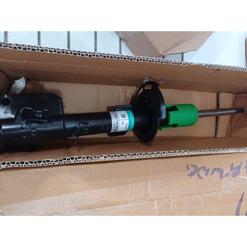 shock depan ertiga lama SGP