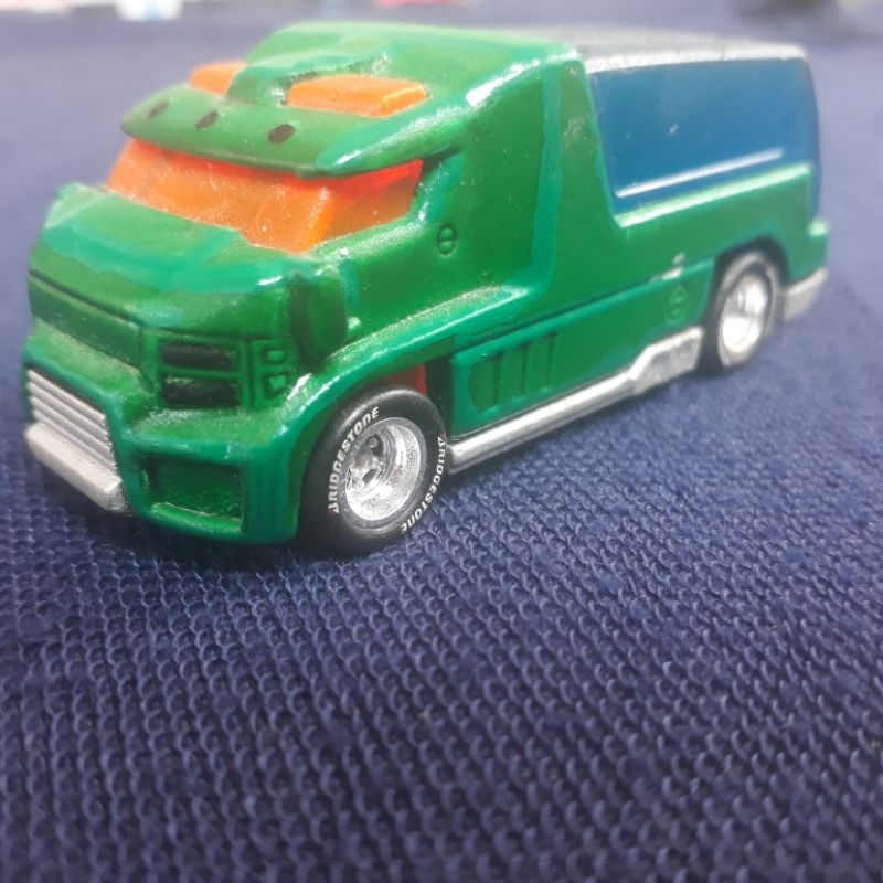 Diecast Loose Hot Wheels HW Rapid Response Hijau Ban Karet