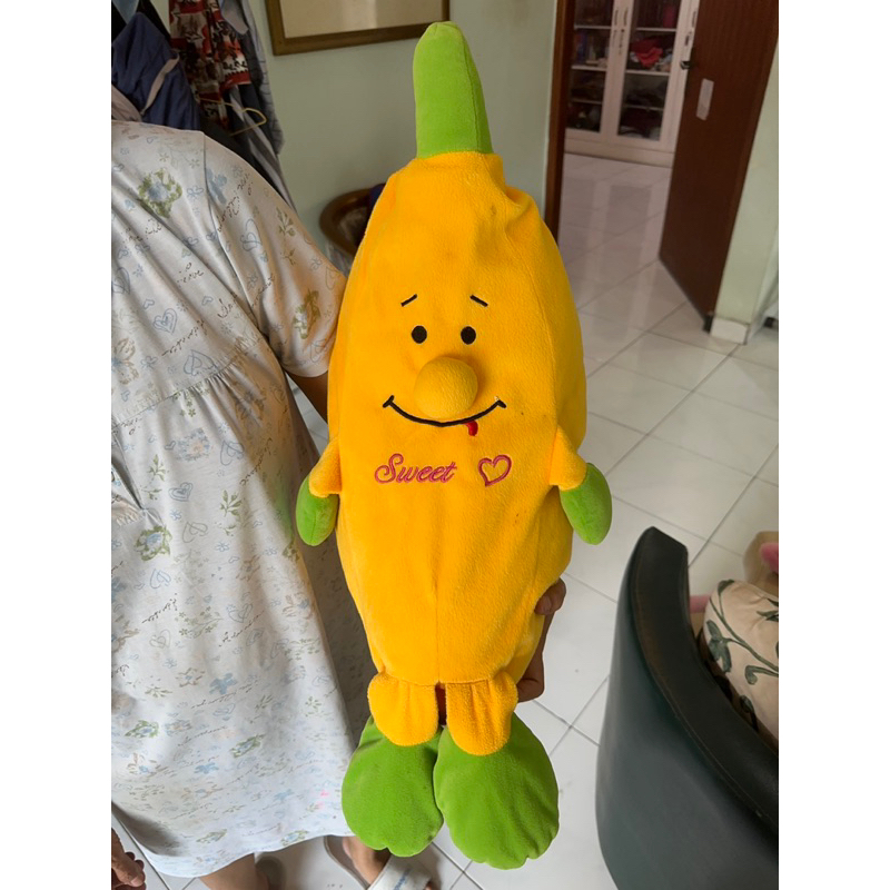 preloved boneka jumbo guling banana pisang