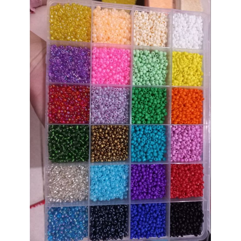 [MVG CRAFT] Paket Kotak Manik Pasir 24 Sekat 8/0 (3mm) warna warni 15 gram per sekat + bonus mote