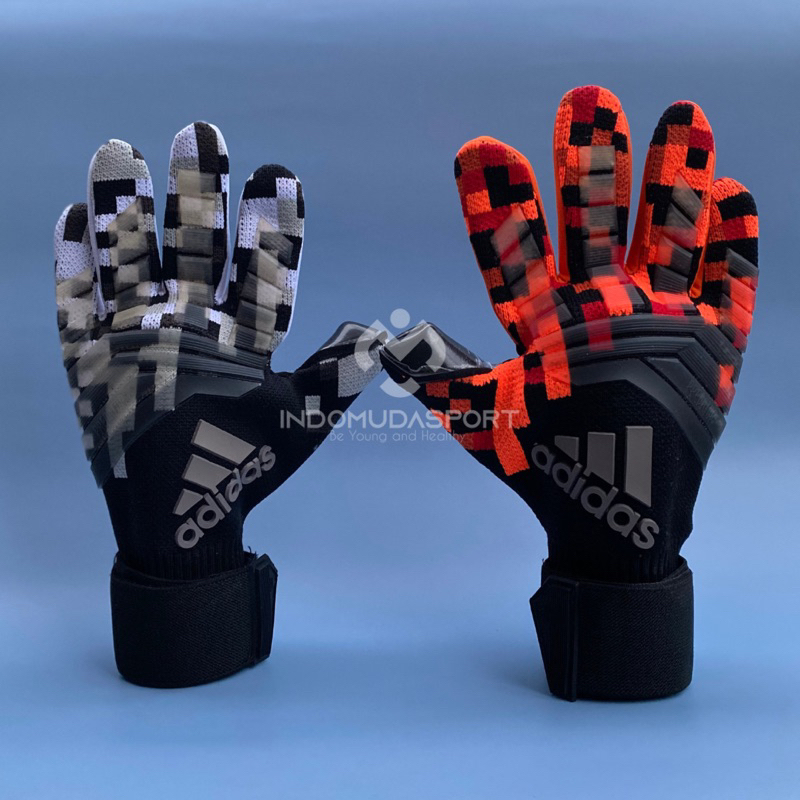 Sarung Tangan Kiper Adidas Predator Telstar