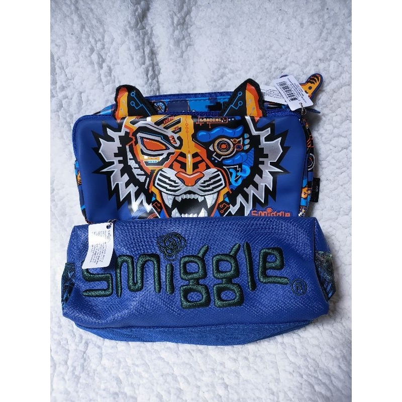 

SALE tempat pencil smiggle