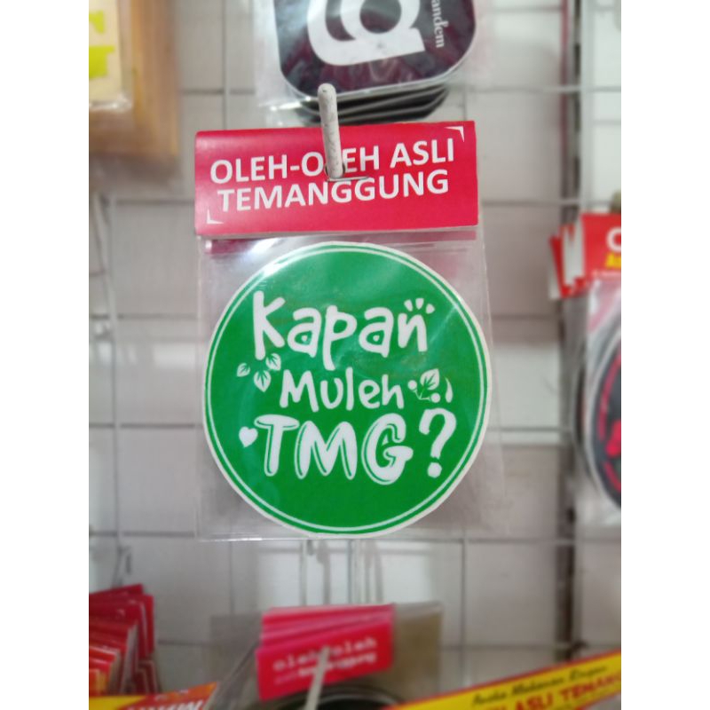 

Stiker Menoreh "Kapan Muleh TMG" Bundar