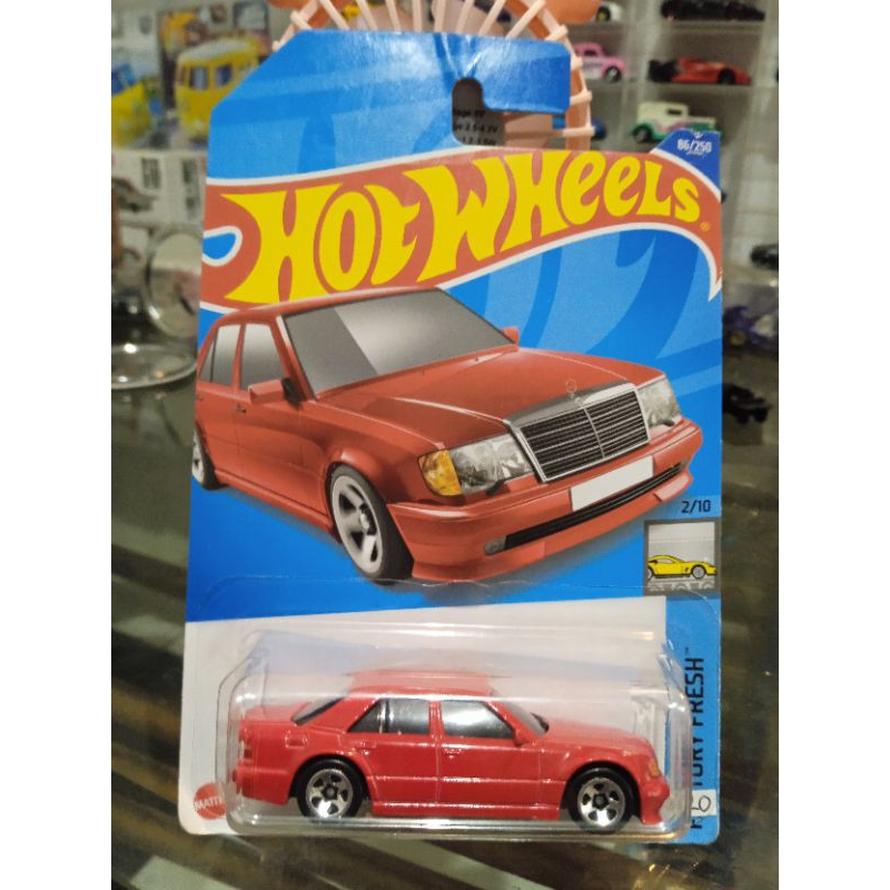 Hotwheels Mercedes-Benz 500 E