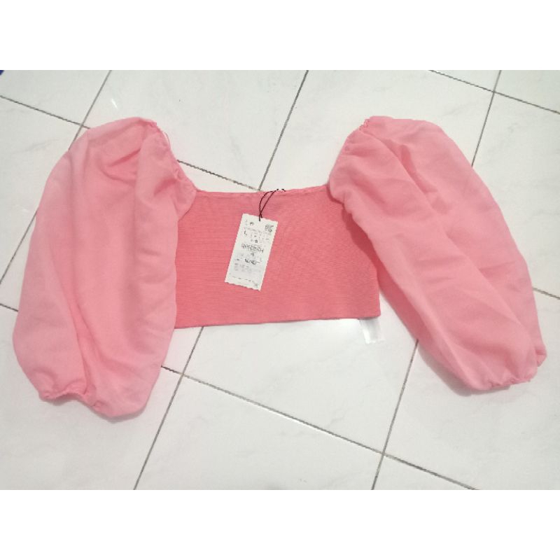 zara organza puff sleeves crop top peach pink lengan balon