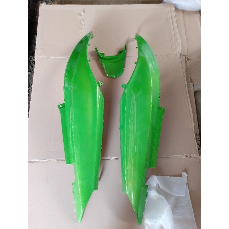 cover body belakang Mio j hijau