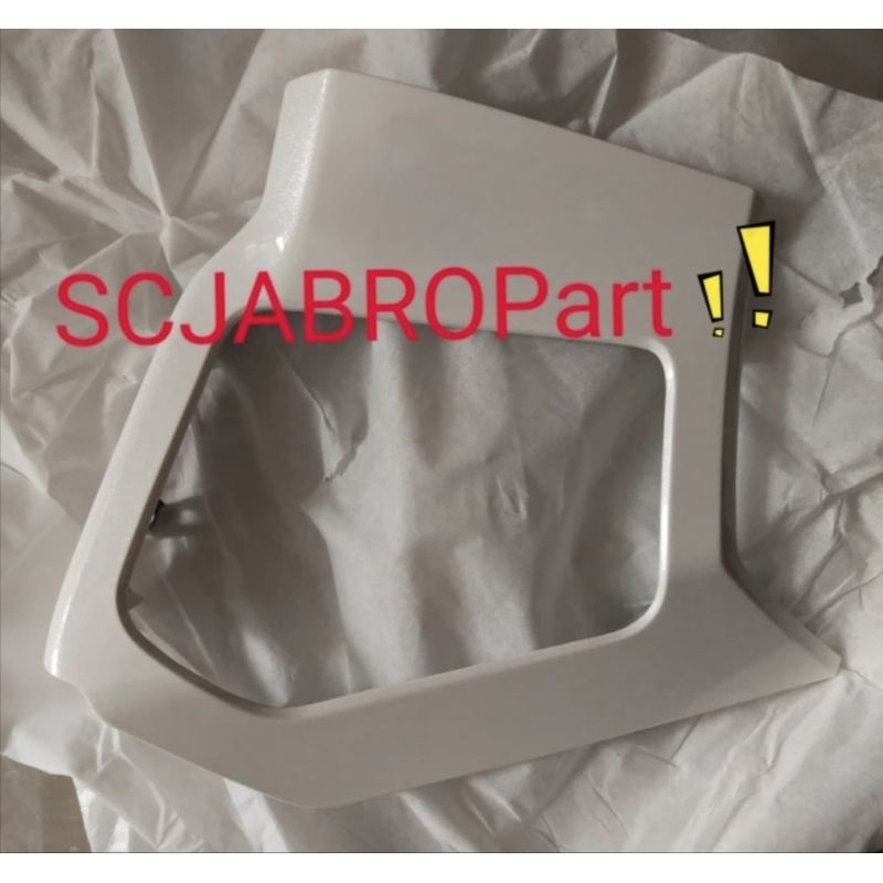 OUTER L IN COVER WHITE HONDA PCX 150 CBU K35..81139 K35 V00ZC....ORI AHM THAILAND.. IMPORT