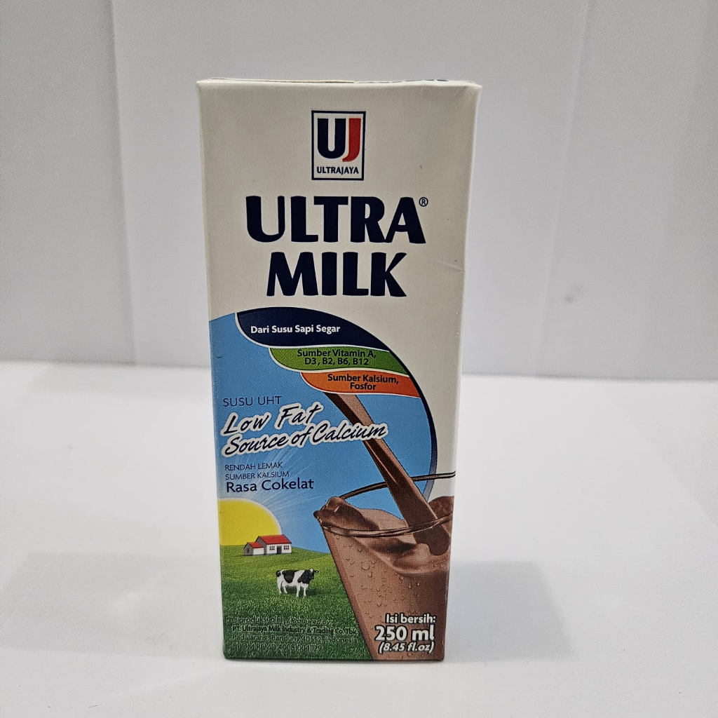 

Ultra Milk Susu UHT Low Fat Rasa Coklat 250 ML